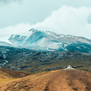 纲手穿比亚尼内射
